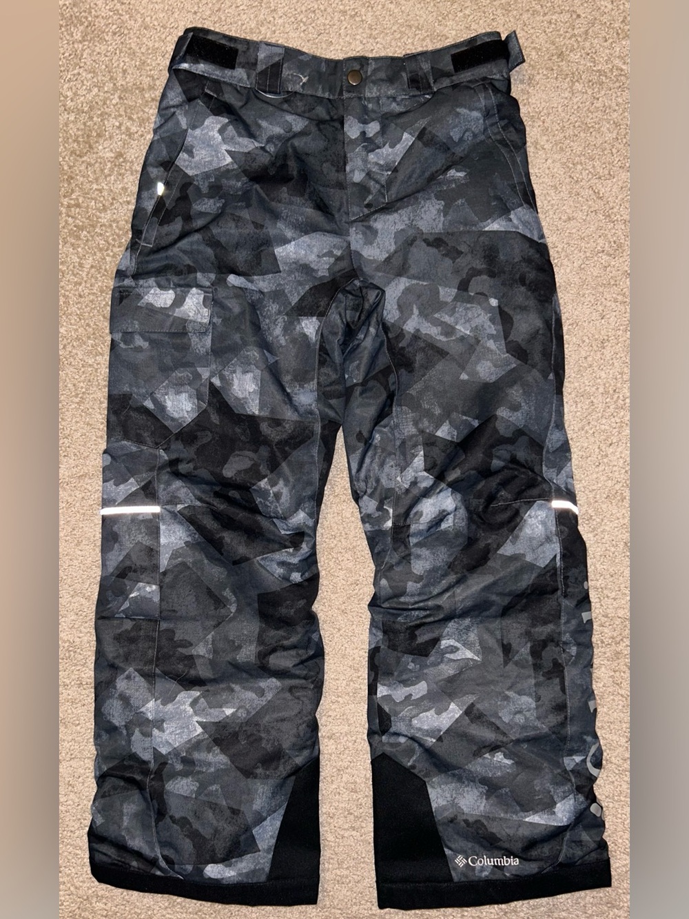 NWOT Columbia Omni-Shield Snow pants Boys Medium 10/12 Black Camo